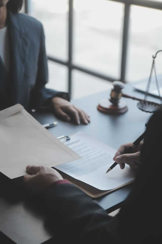 Abogados para Servidumbre de acceso a una red general en Murcia